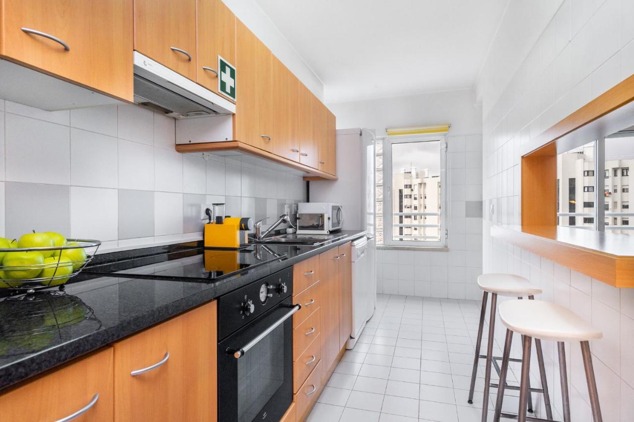 Lisboa, Cidade, Elegant Apartment With Air Cond, Free Wifi And Near Metro, By Ig Kültér fotó